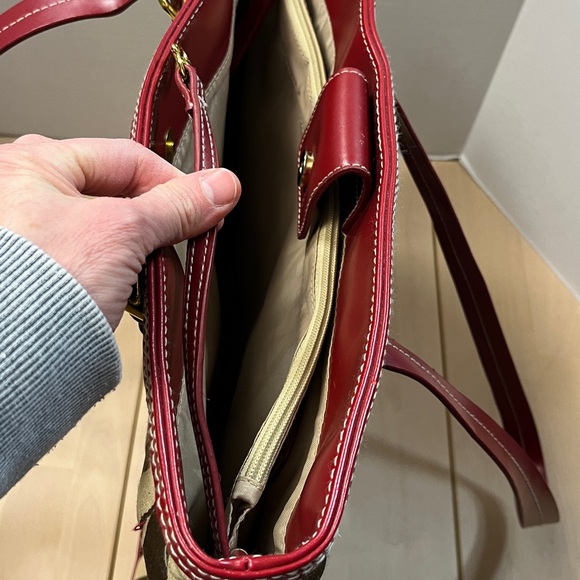 ISAAC MIZRAHI for TARGET Brown & Tan Striped Logo Tote w/ Faux Red Leather Trim - Picture 9 of 13